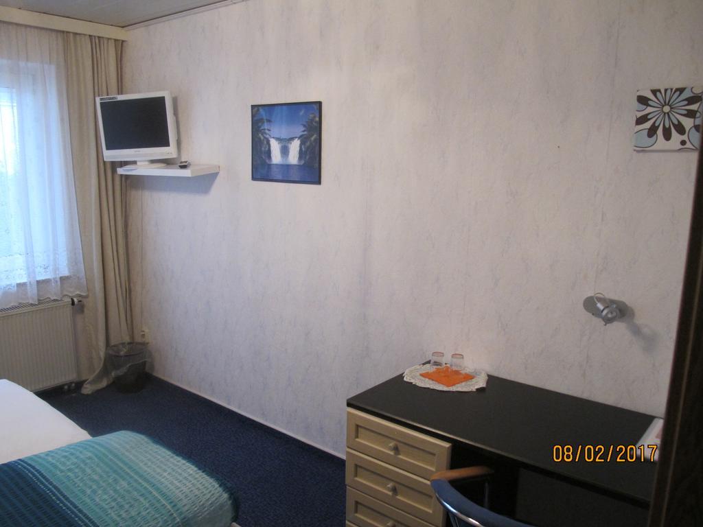 Pension Check In Hotel Güstrow Exterior foto