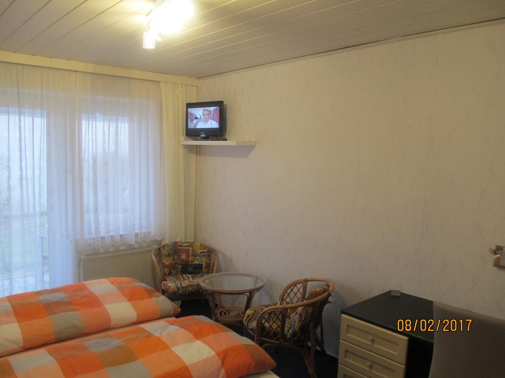 Pension Check In Hotel Güstrow Exterior foto